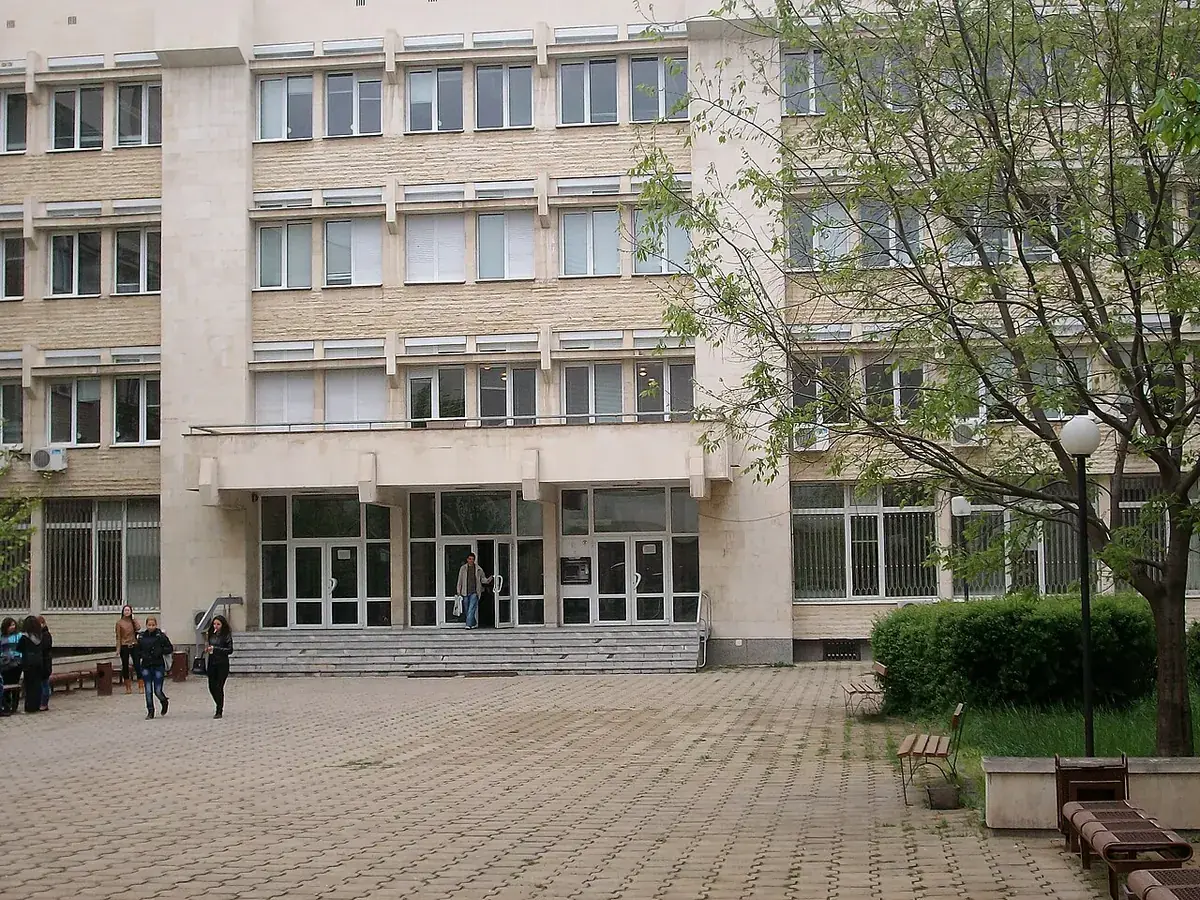 Новата сграда на Пловдивския университет „Паисий Хилендарски“